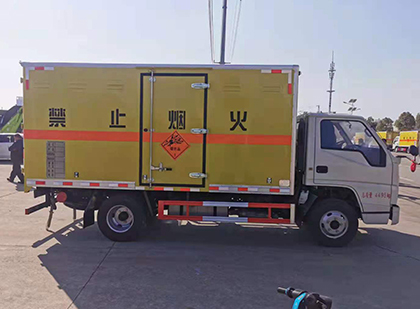 福州爆破器材运输车技术升级与安全合规新趋势